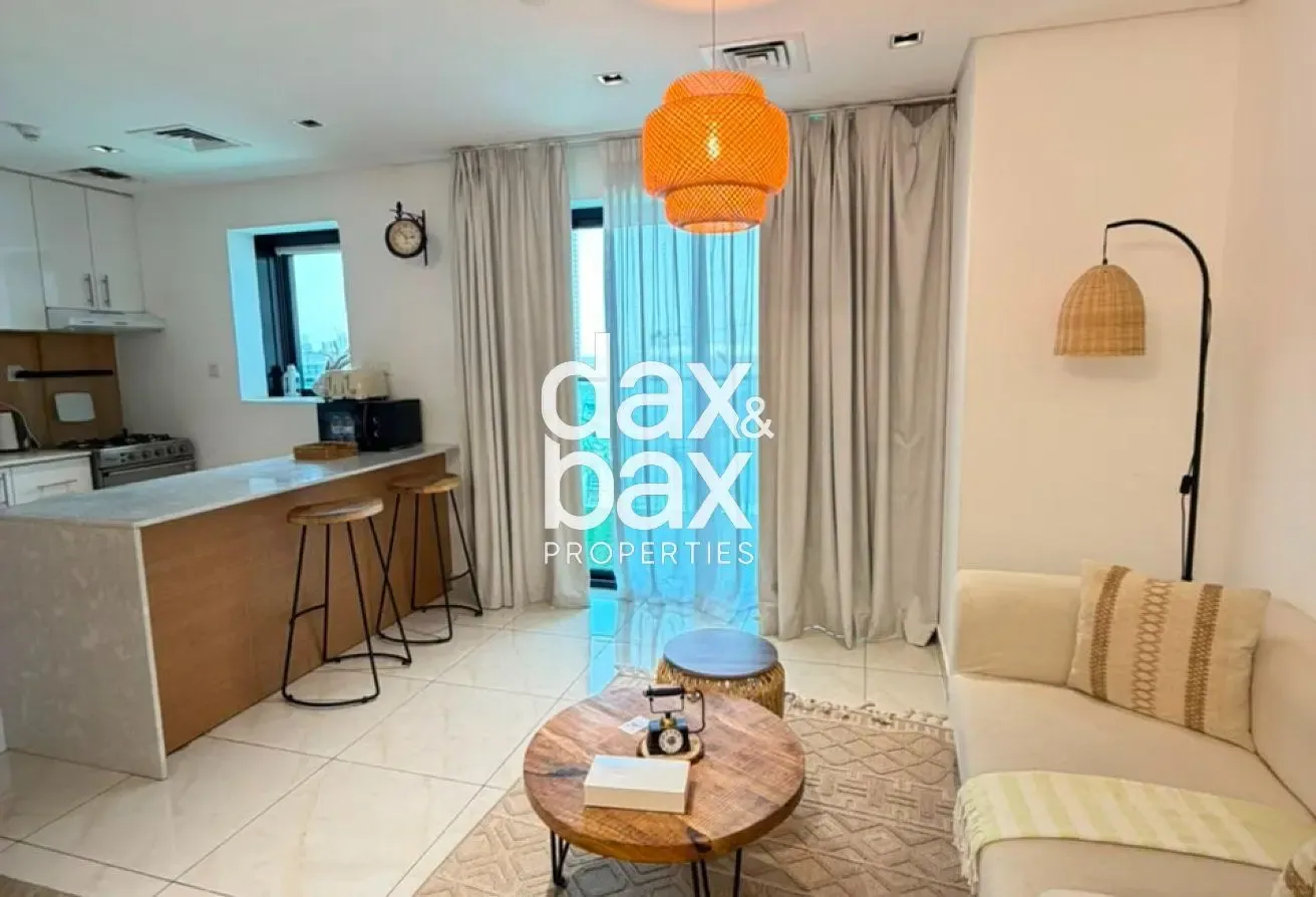 Modern & Brand New | Balcony & City View | Huge La