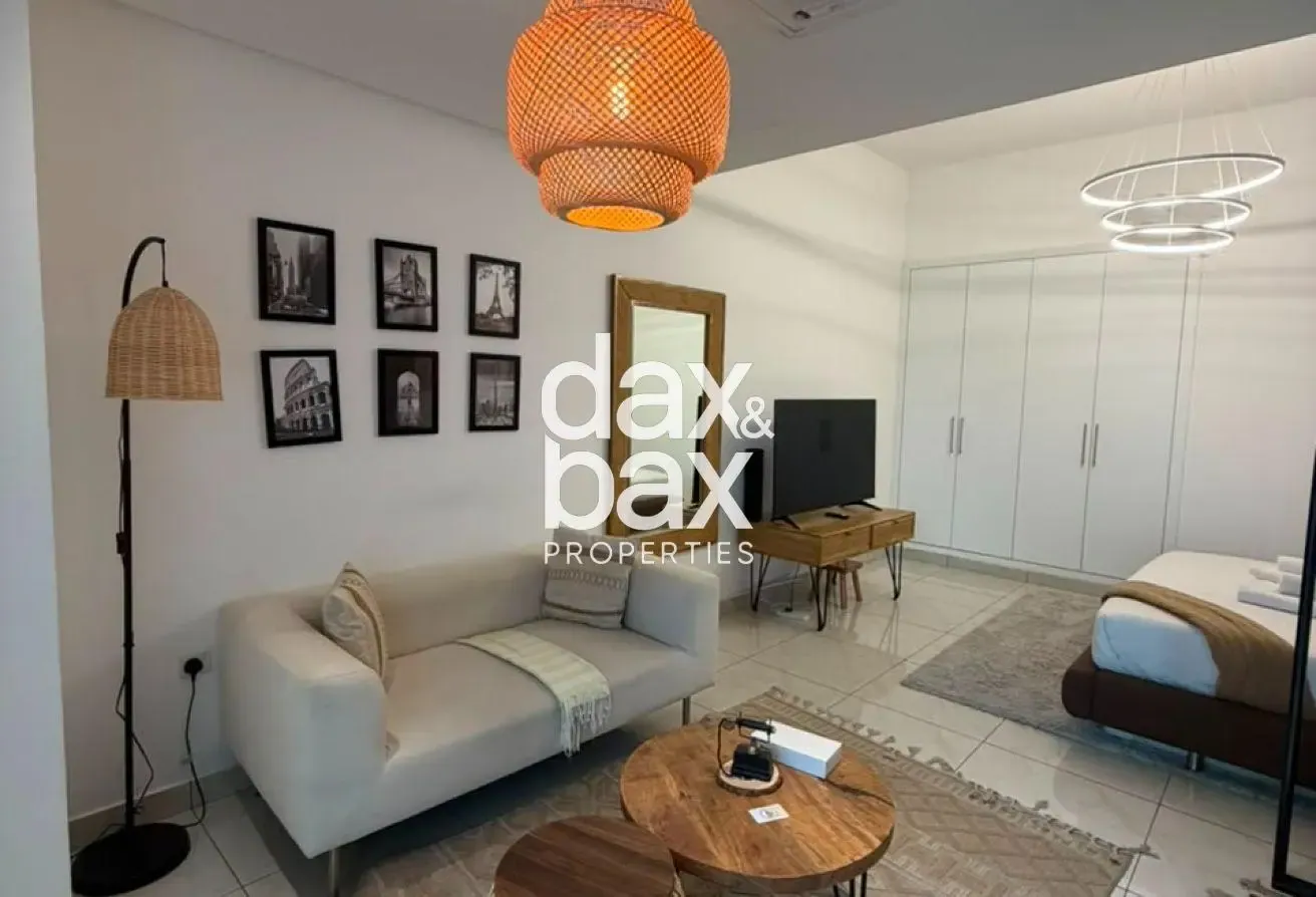 Modern & Brand New | Balcony & City View | Huge La