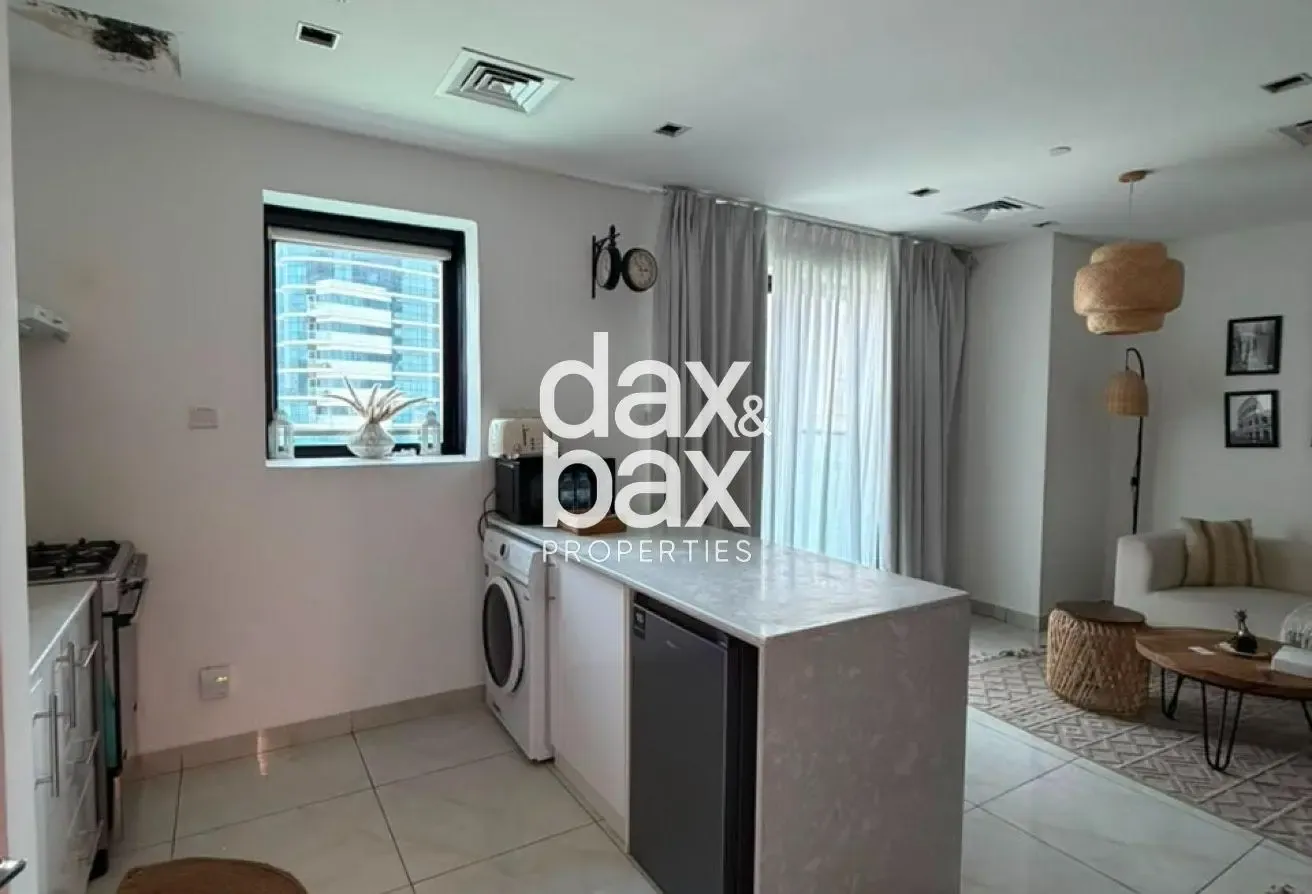 Modern & Brand New | Balcony & City View | Huge La