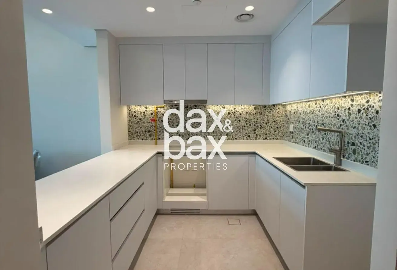 Fully Furnished | Pool & City View | Multiple Unit