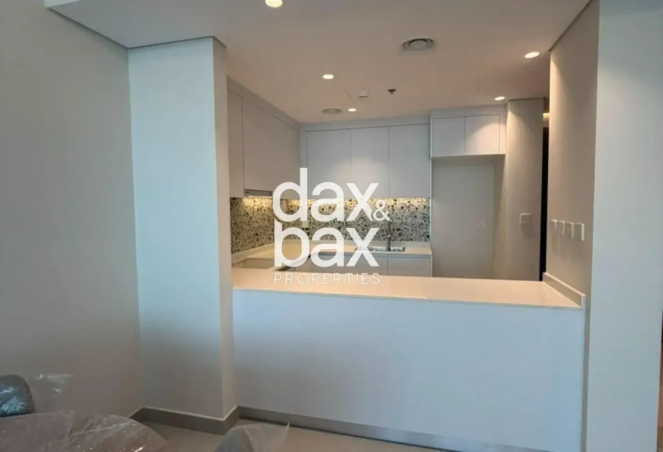 Fully Furnished | Pool & City View | Multiple Unit