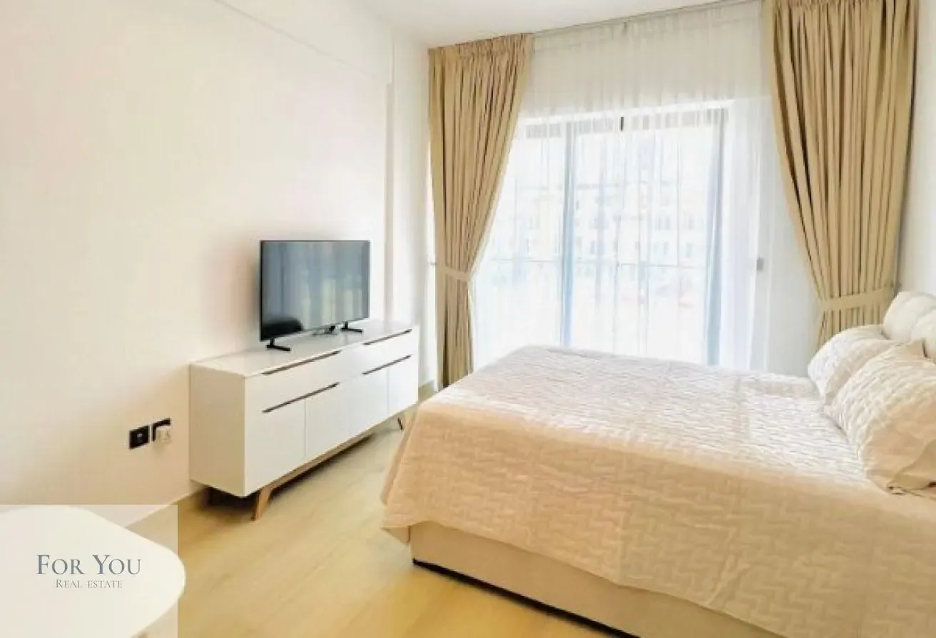 FULLY FURNISHED | HIGH ROI | VACANT STUDIO