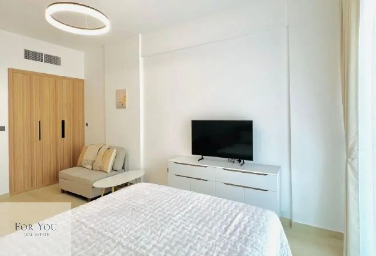 FULLY FURNISHED | HIGH ROI | VACANT STUDIO