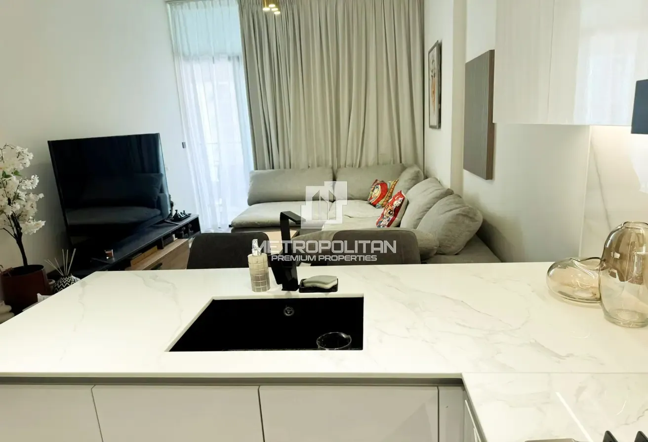 Fully Furnished | Modern Interiors | Road View