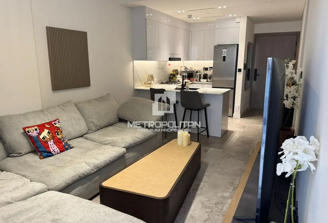Fully Furnished | Modern Interiors | Road View