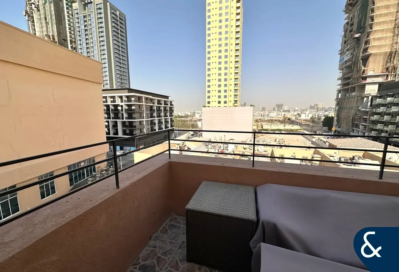 Vacant On Transfer | Upgraded | 3 Bedrooms