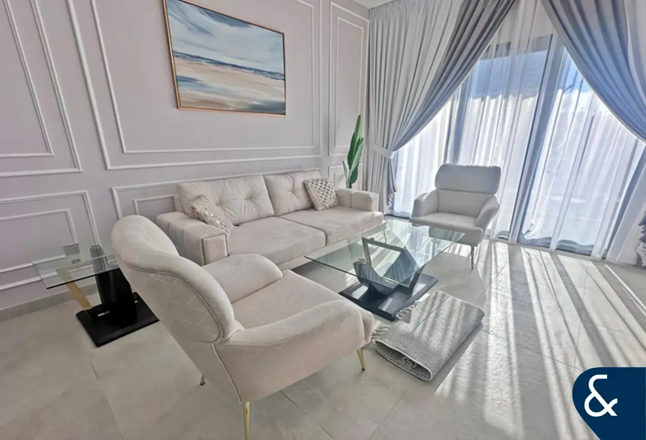 Eleganz 2 | Furnished | 1 Plus Study