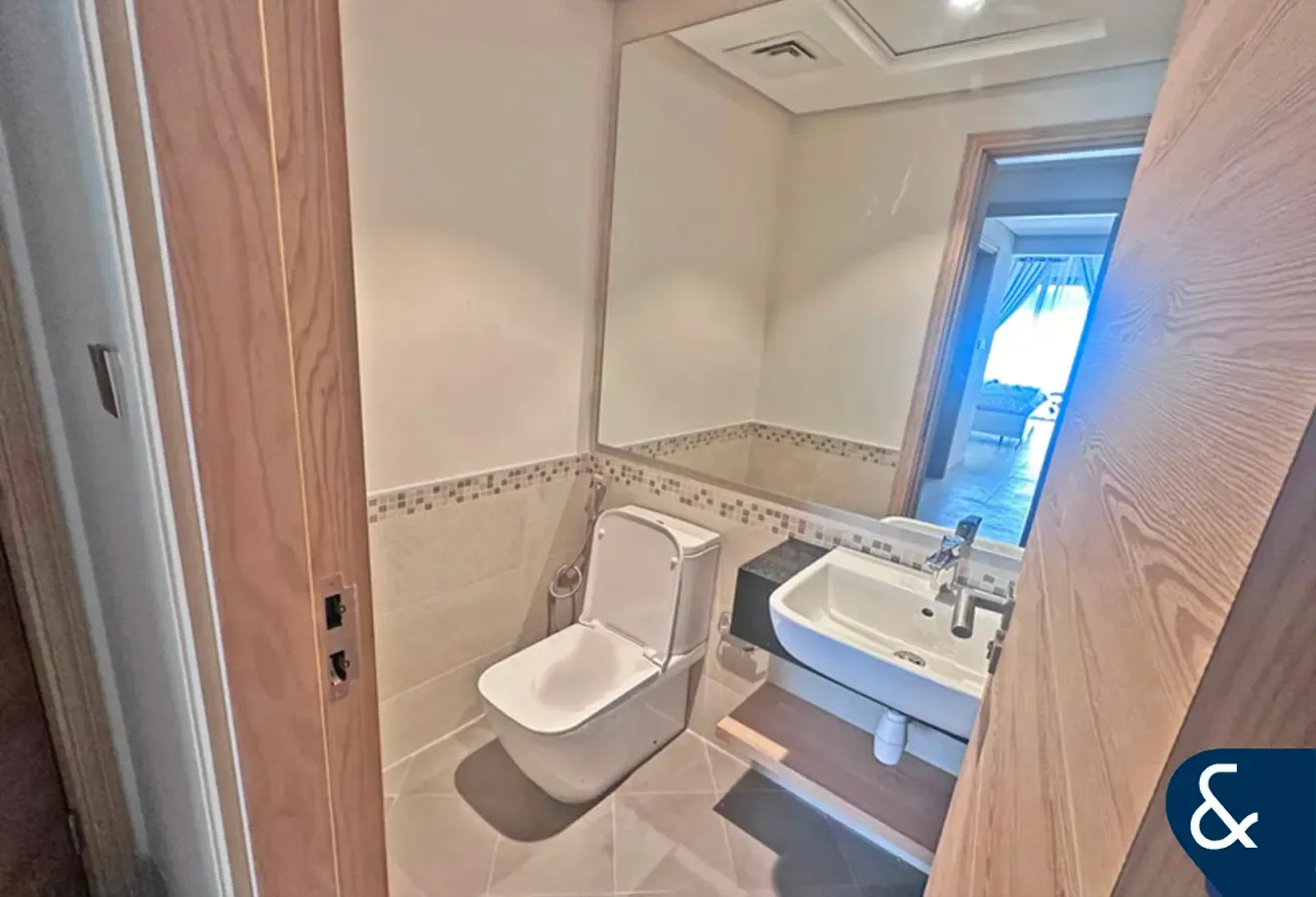 Eleganz 2 | Furnished | 1 Plus Study