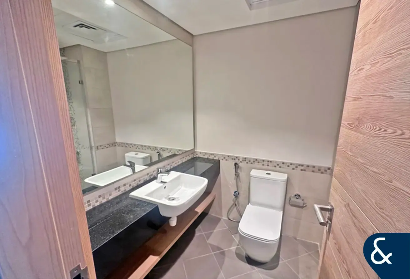 Eleganz 2 | Furnished | 1 Plus Study