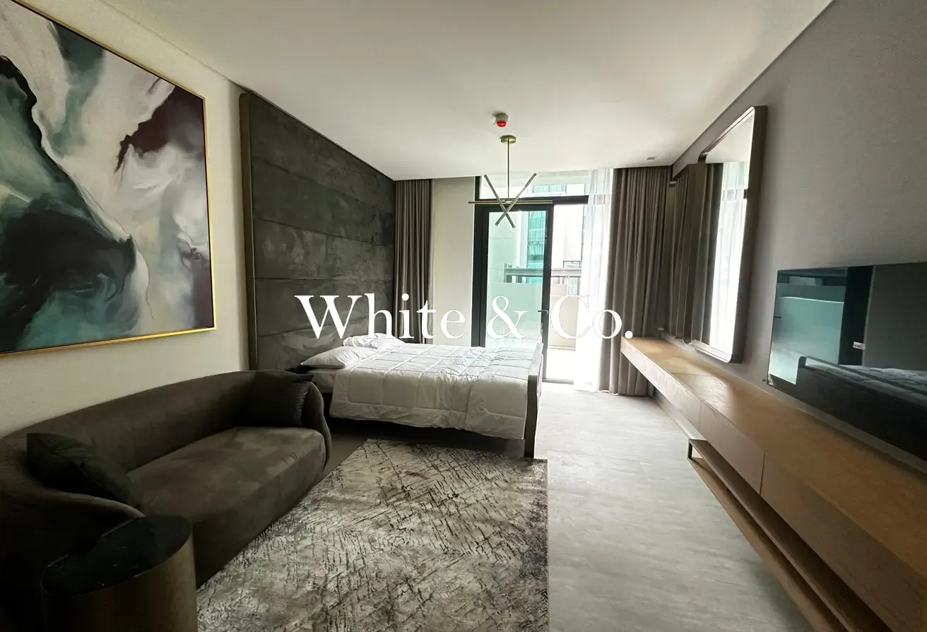 Modern Studio | Utility Room | Tenanted