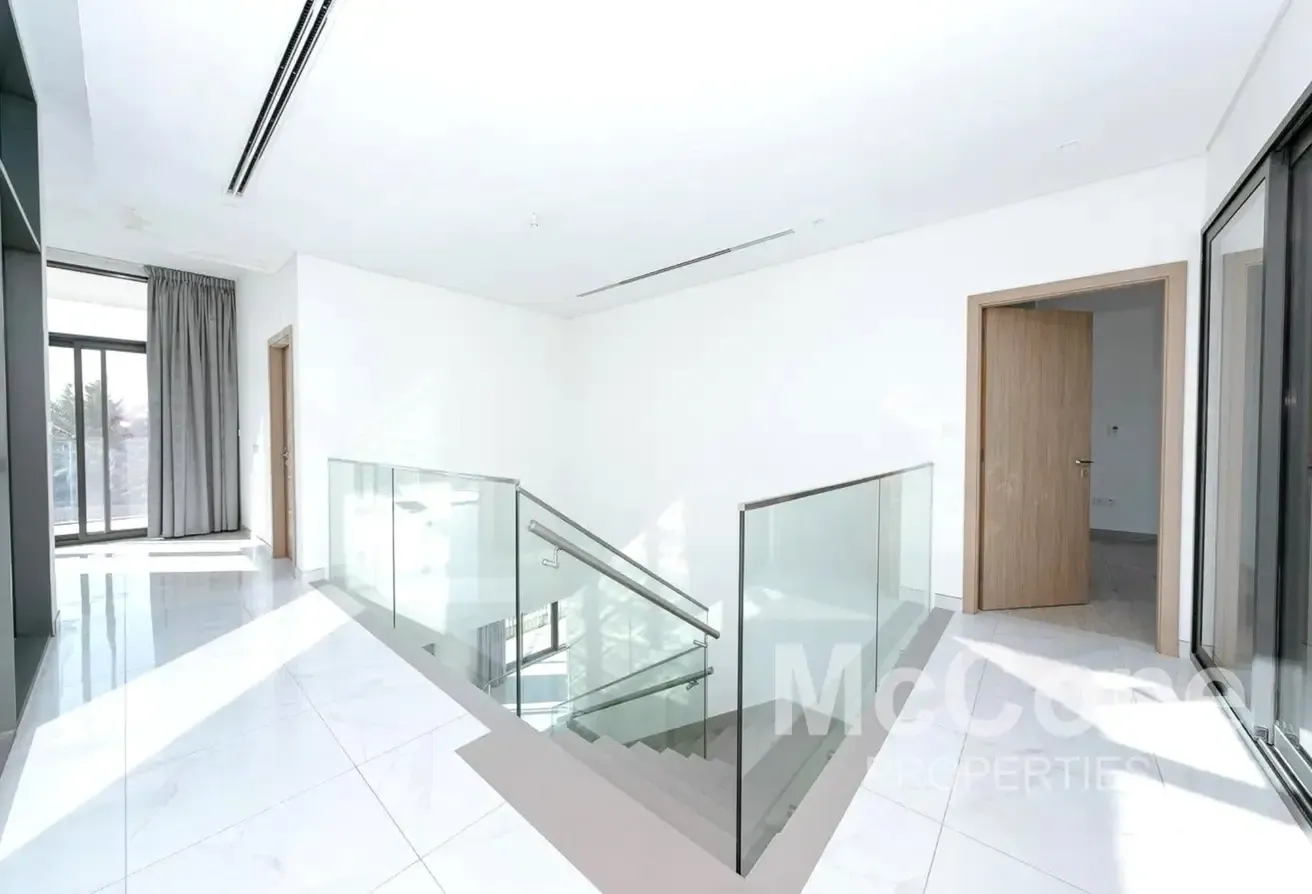 Private Pool | Vacant | Landscaped