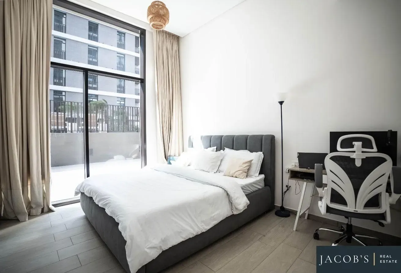 Large Layout | Investor Deal | View Today