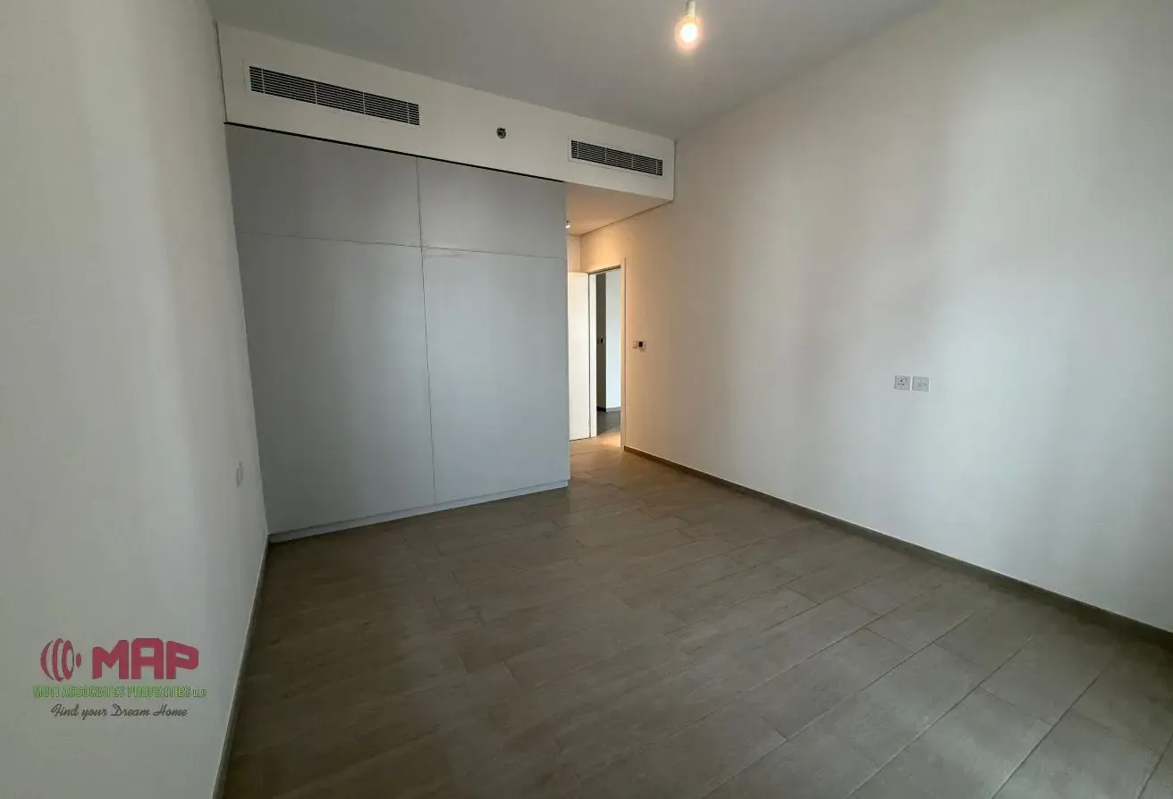 Spacious 1-Bedroom Apartment | Garden View |