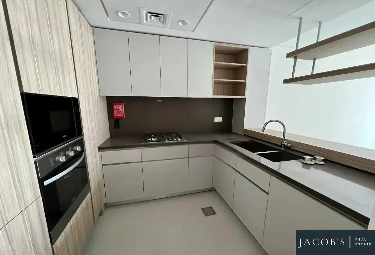 Park View | High Floor | Vacant on Transfer