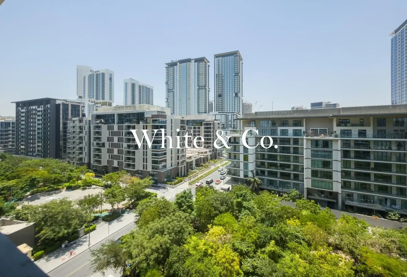 Unique Layout | High Floor | Park View
