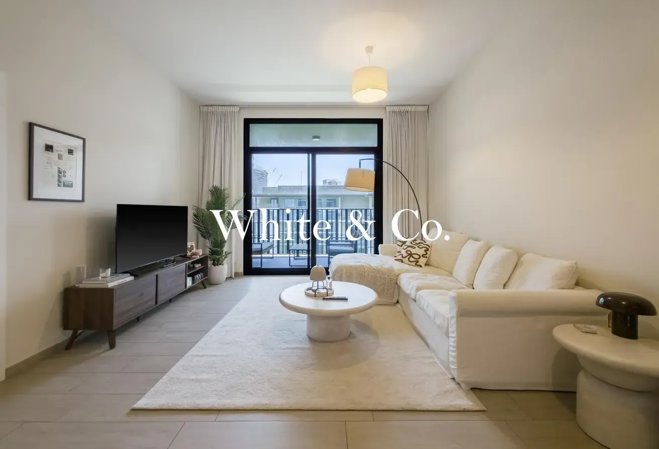 Unique Layout  | High Floor | Park View