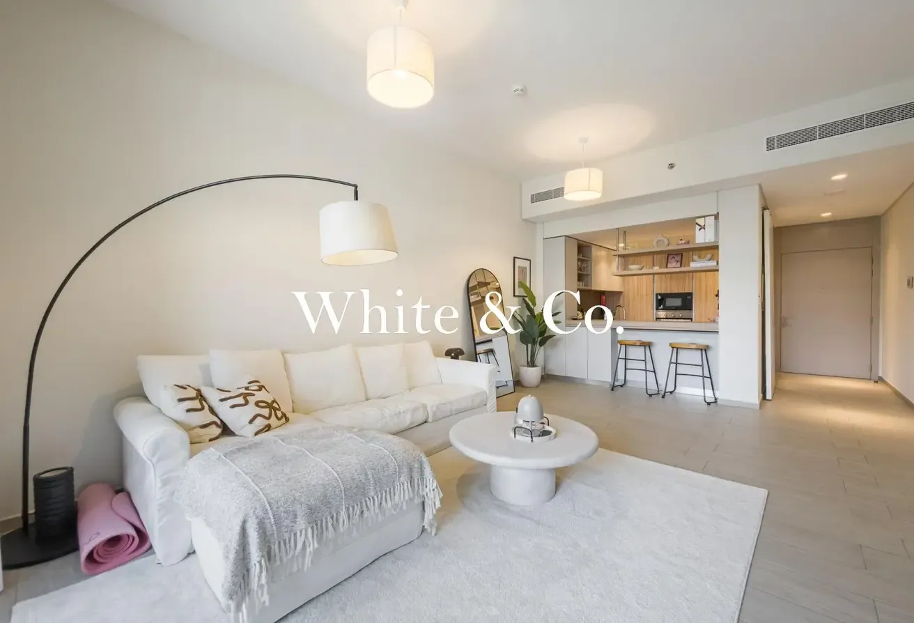 Unique Layout  | High Floor | Park View