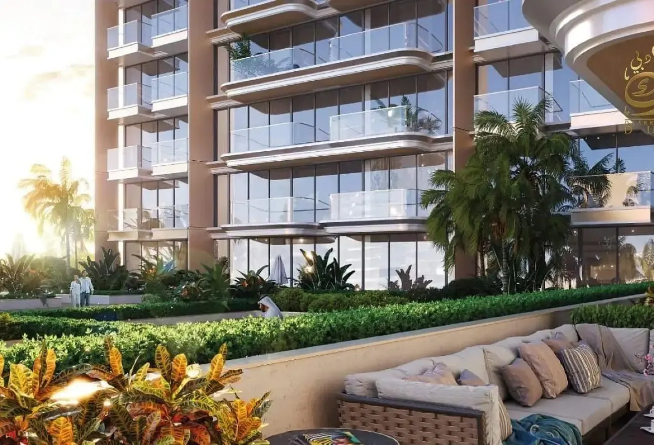 1 MIN TO METRO/ MARINA POOL VIEWS/FULLY FURNISHED