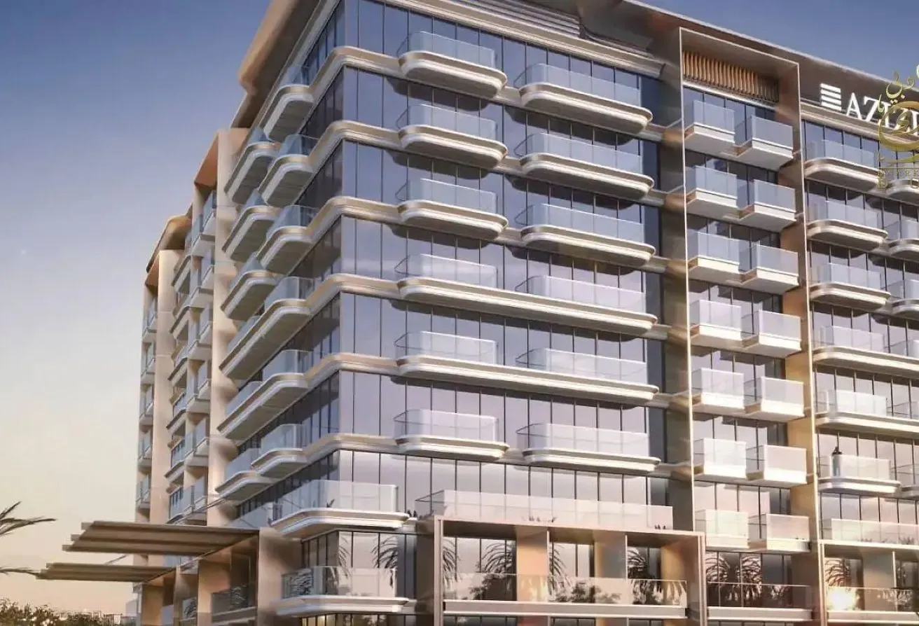 1 MIN TO METRO/ MARINA POOL VIEWS/FULLY FURNISHED