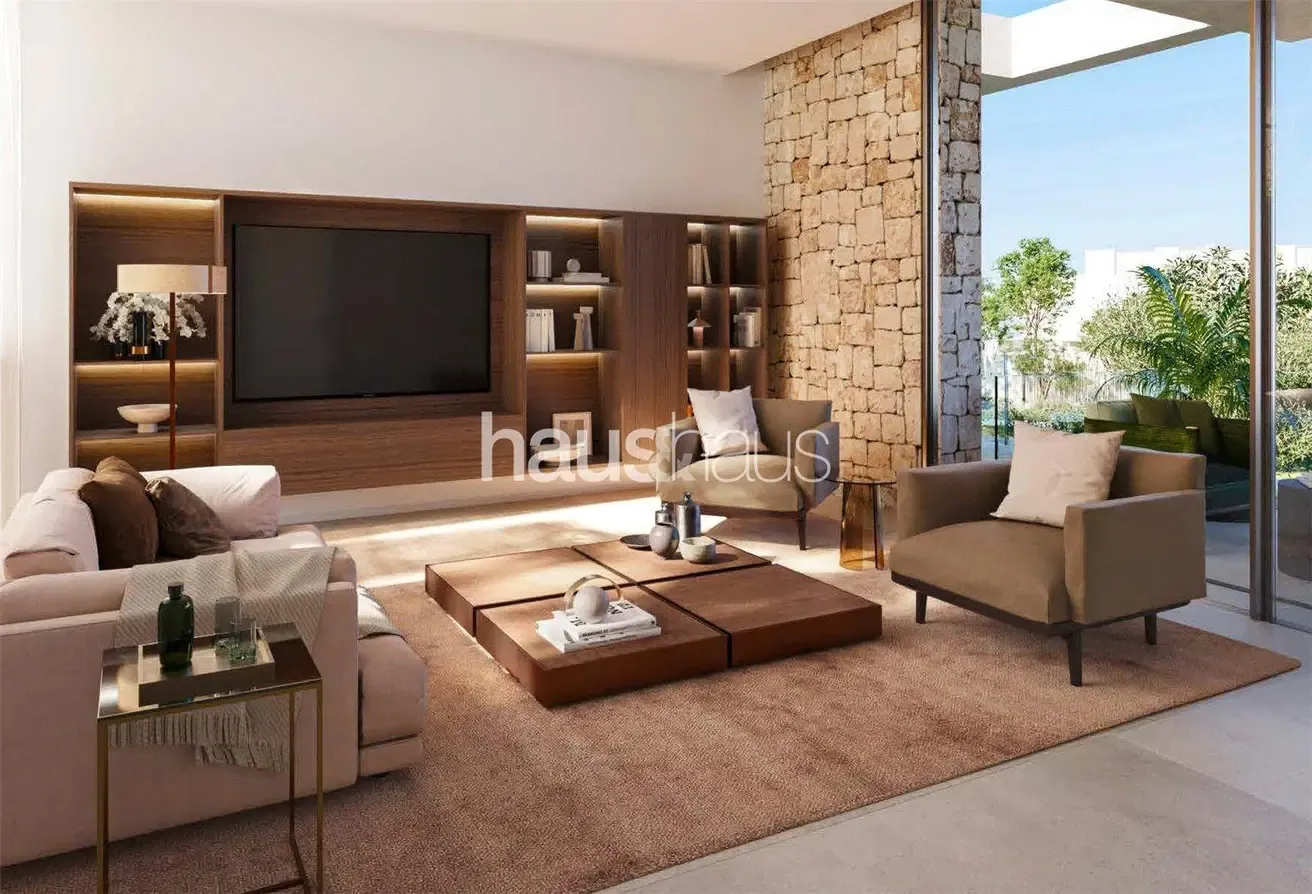 1M AED under OP | Huge Plot | Exclusive