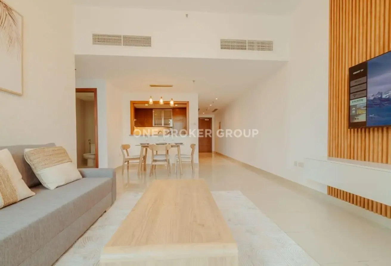 Exclusive Furnished |Fountain View |Open Fr Offers