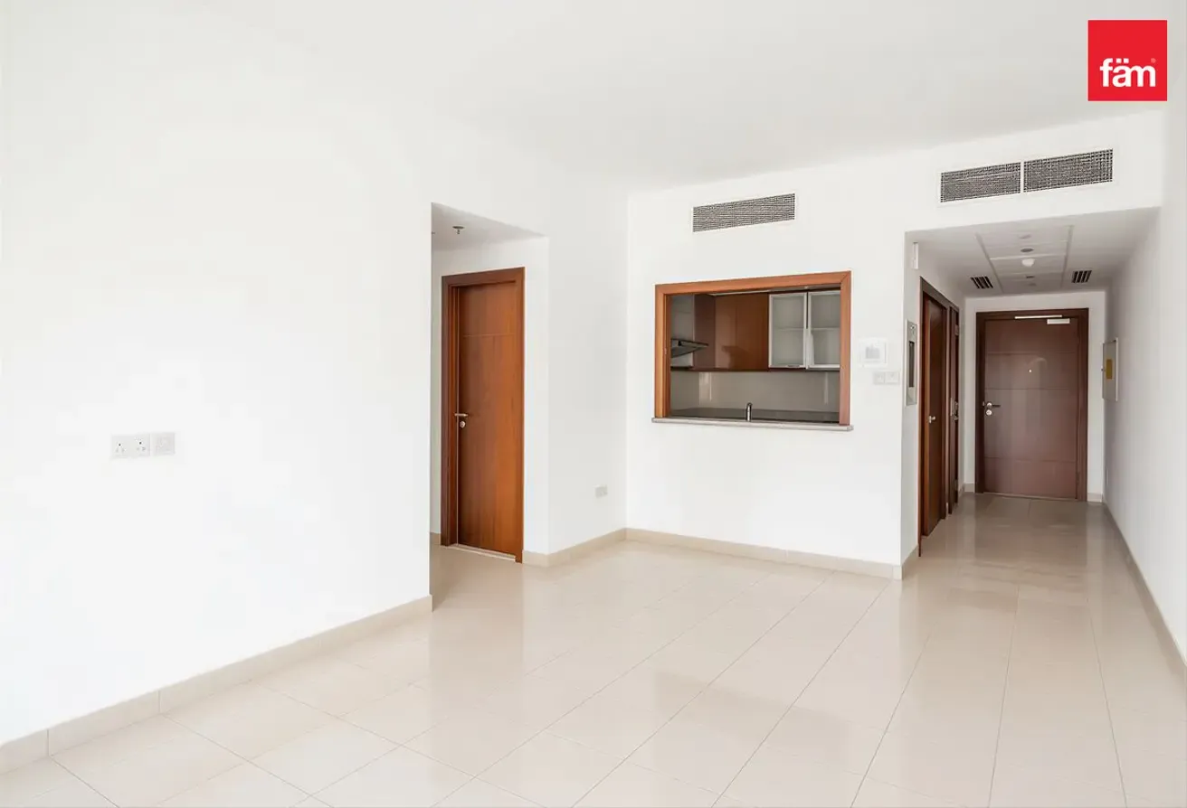 Vacant | Huge Layout | Prime Location