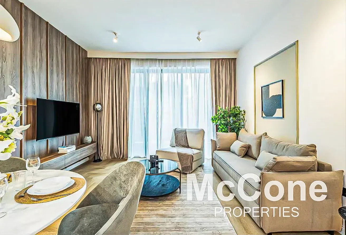 Spacious  | Skyline View | Fully Upgraded
