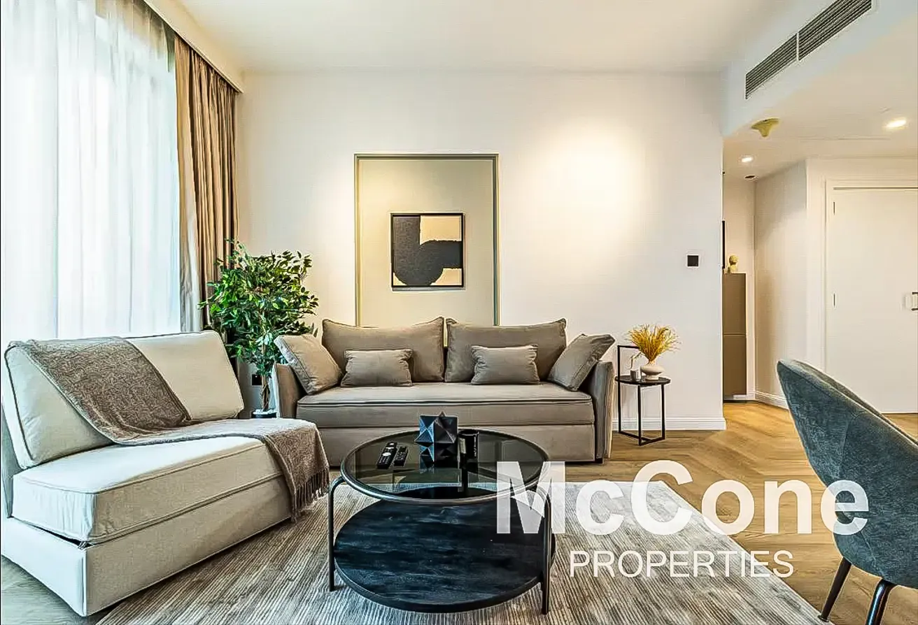 Spacious  | Skyline View | Fully Upgraded