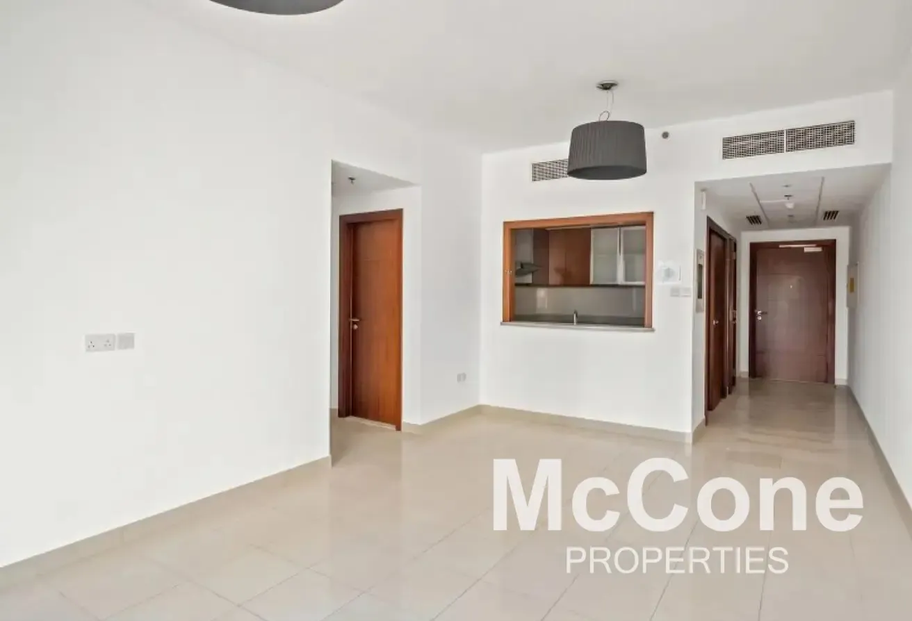 Opera View | Great Location | Vacant