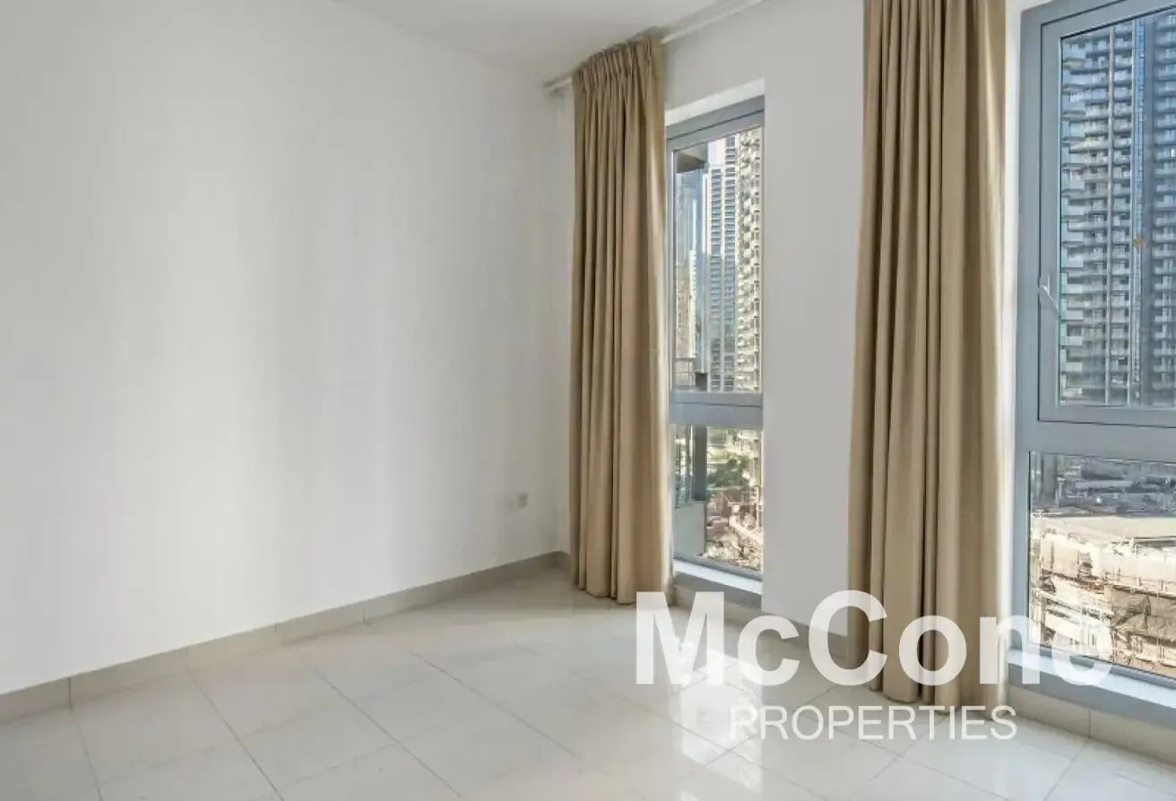 Opera View | Great Location | Vacant