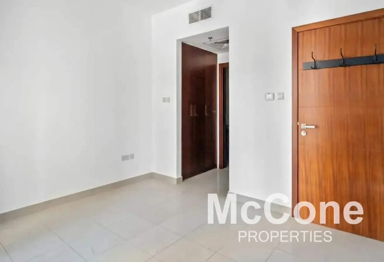 Opera View | Great Location | Vacant