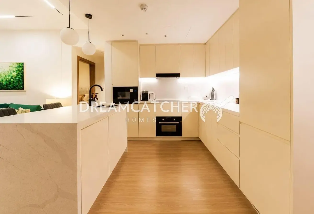 Prime location | Fully Furnished | Fountain View