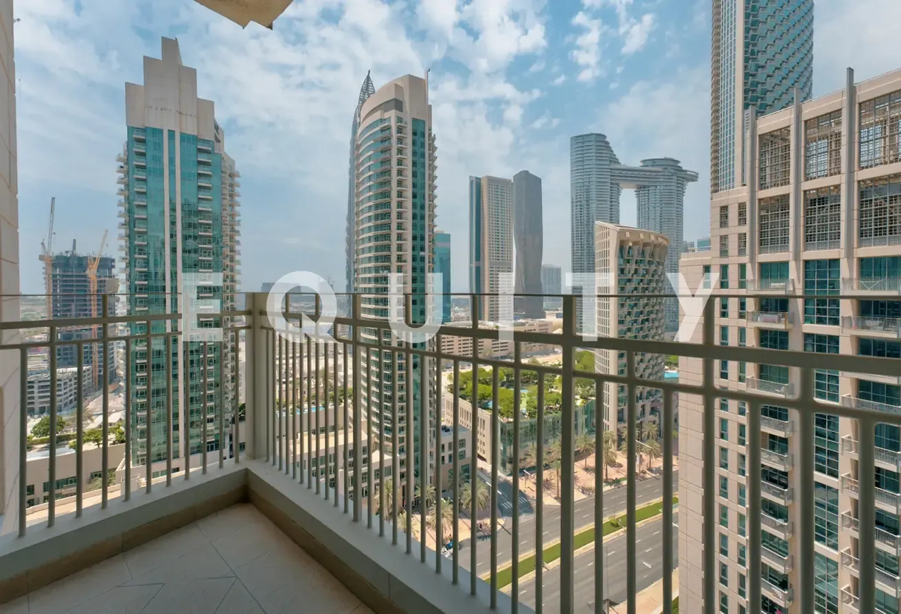 Burj Khalifa Views |  Fully Upgraded | VOT