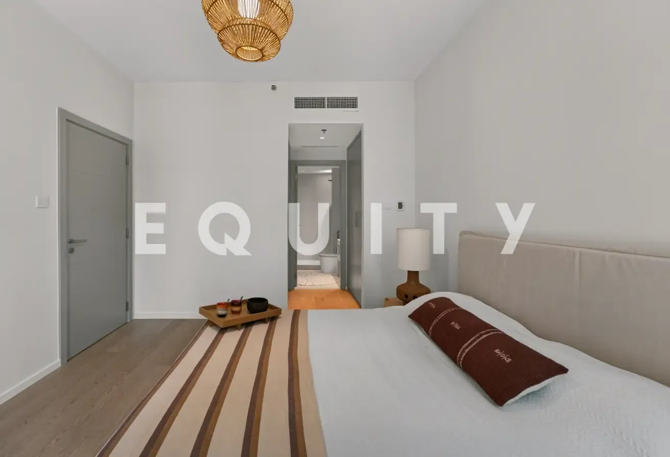 Burj Khalifa Views |  Fully Upgraded | VOT