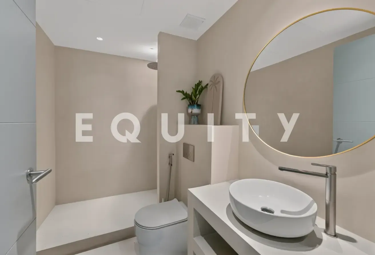 Burj Khalifa Views |  Fully Upgraded | VOT
