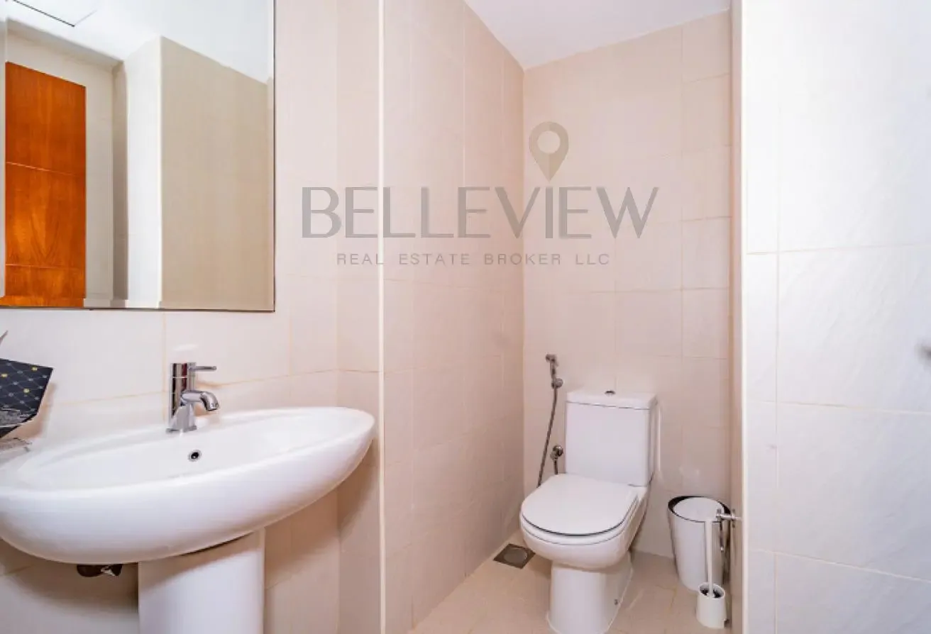 Tenanted | StandPoint T1 | Opera and Fountain View