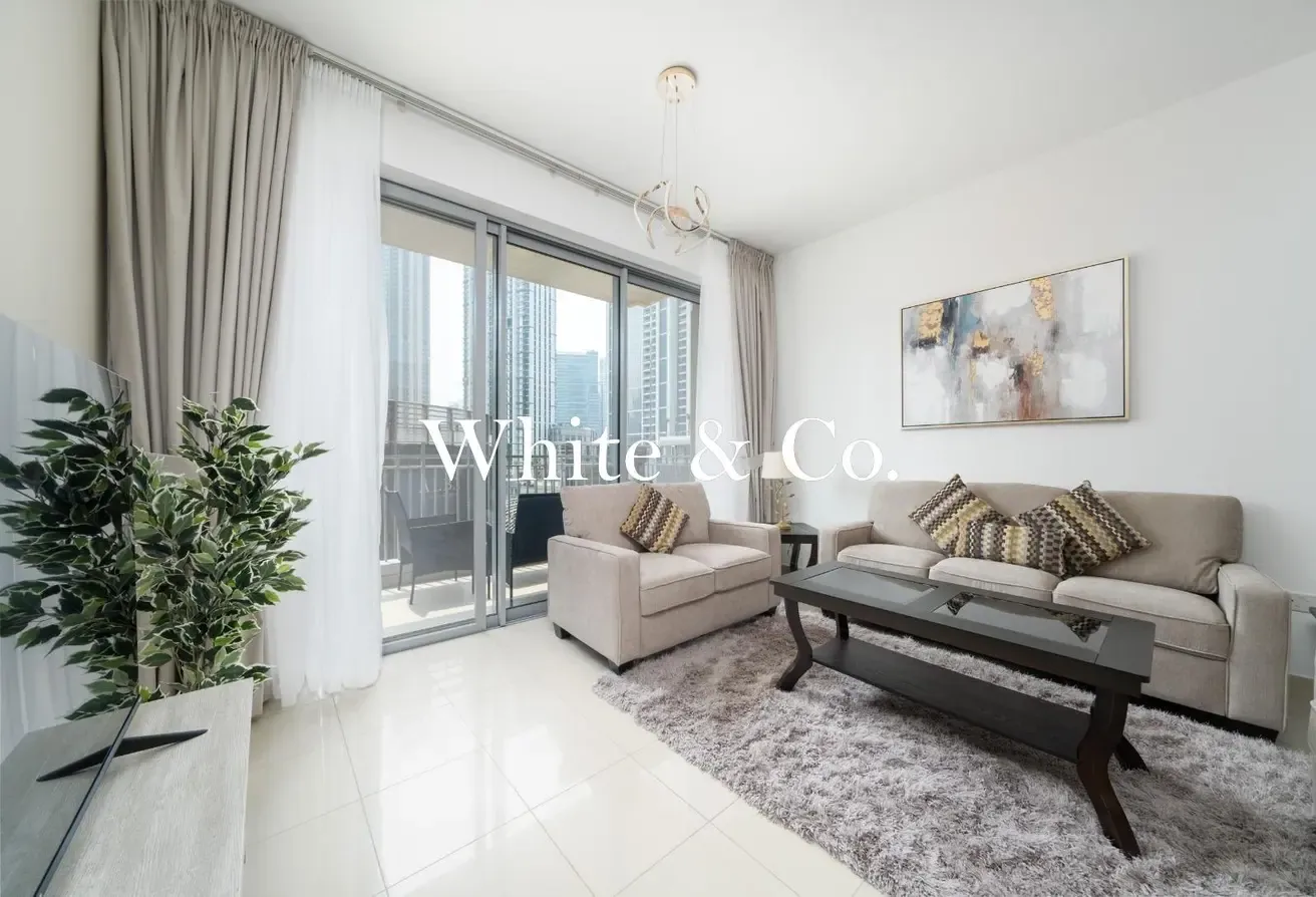 Bright | Well Maintained | Opera District