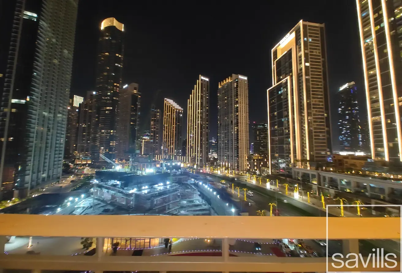 Urban Elegance | City Views | Modern Comfort