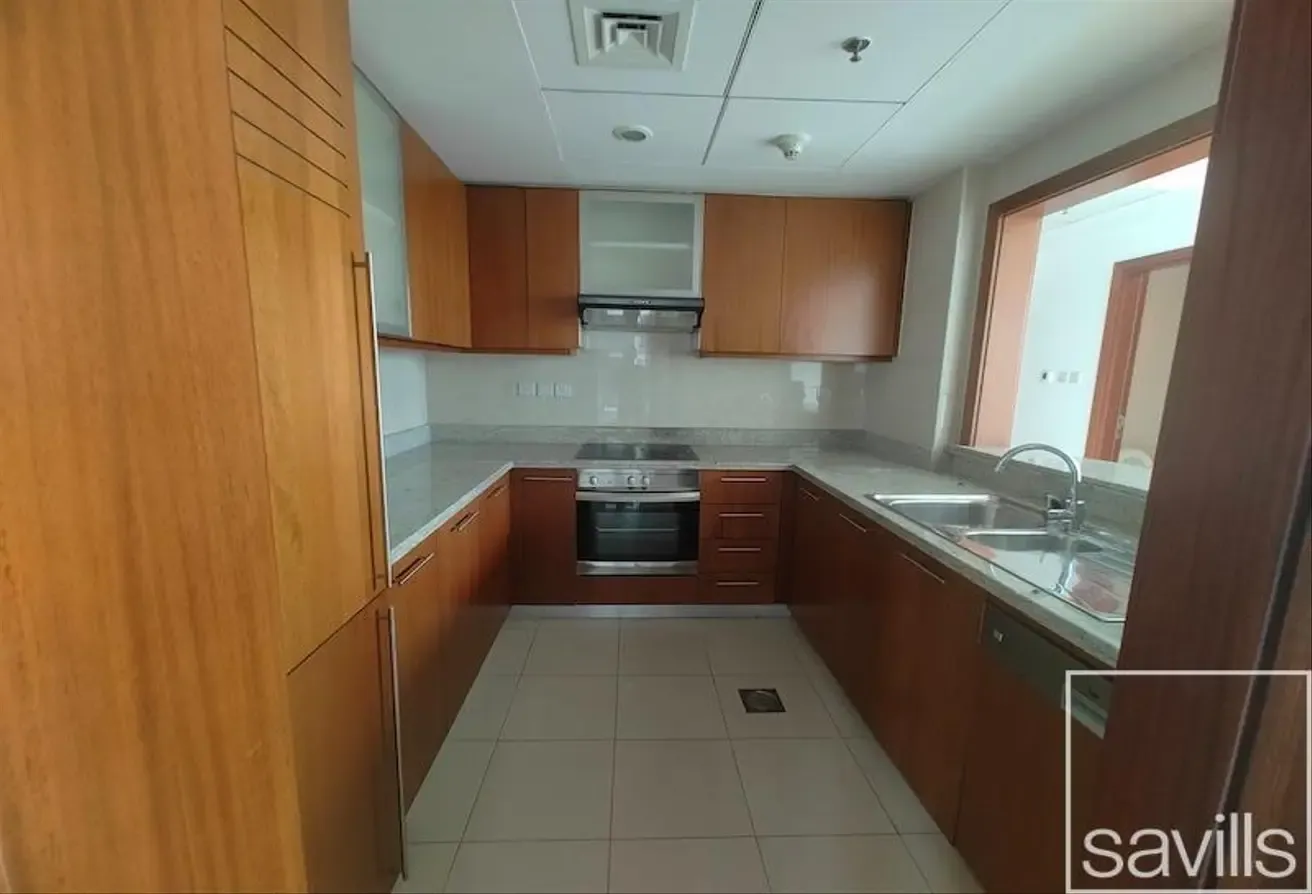 Urban Elegance | City Views | Modern Comfort
