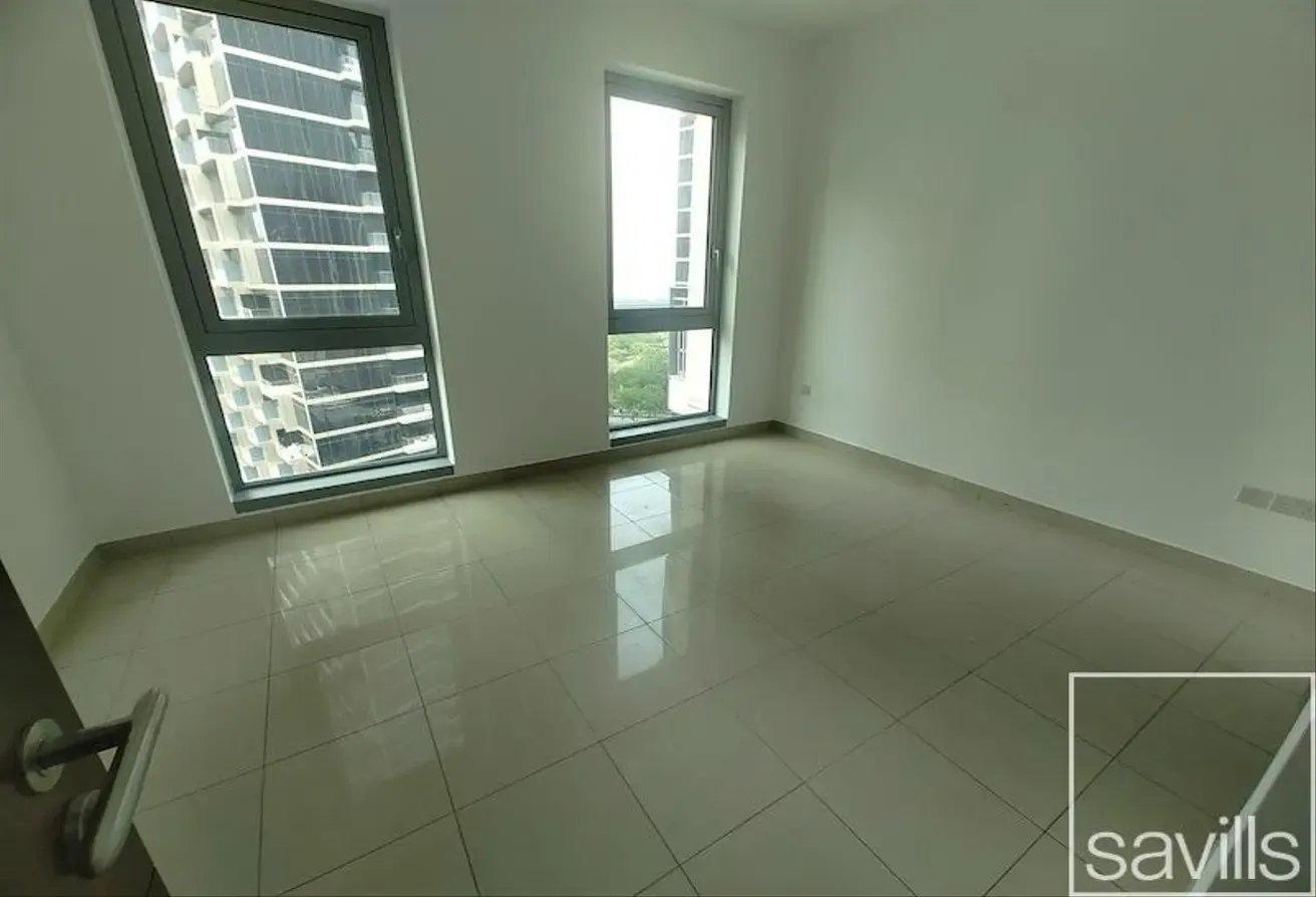 Urban Elegance | City Views | Modern Comfort