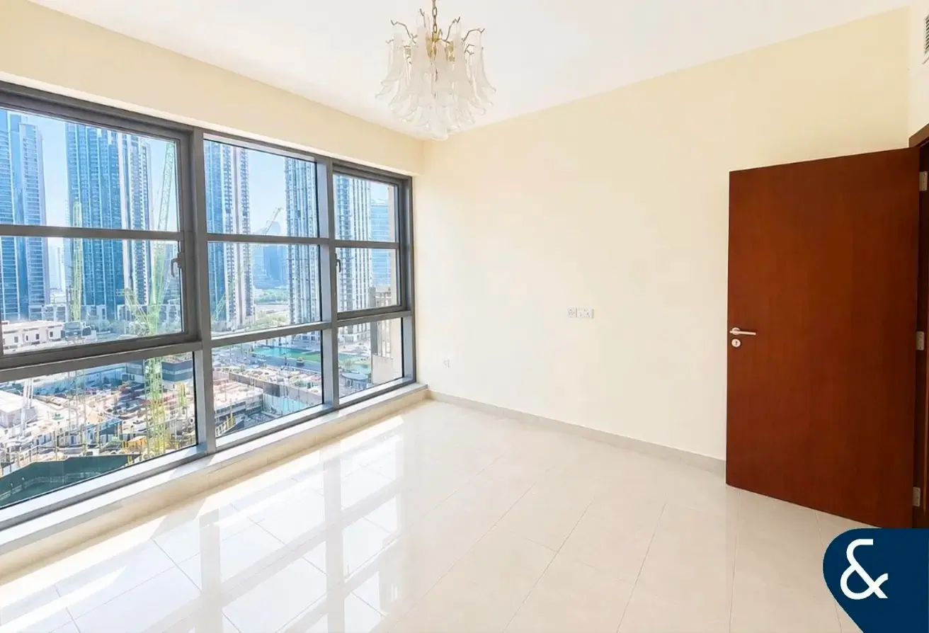 Vacant | Investment 1 bedroom | Fountain view