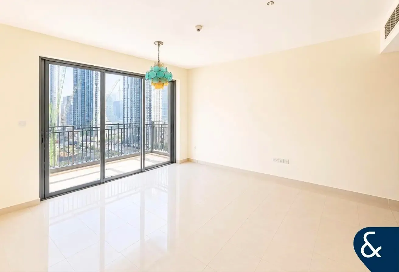 Vacant | Investment 1 bedroom | Fountain view