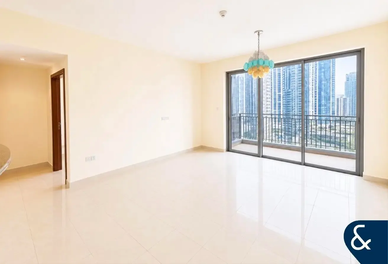 Vacant | Investment 1 bedroom | Fountain view