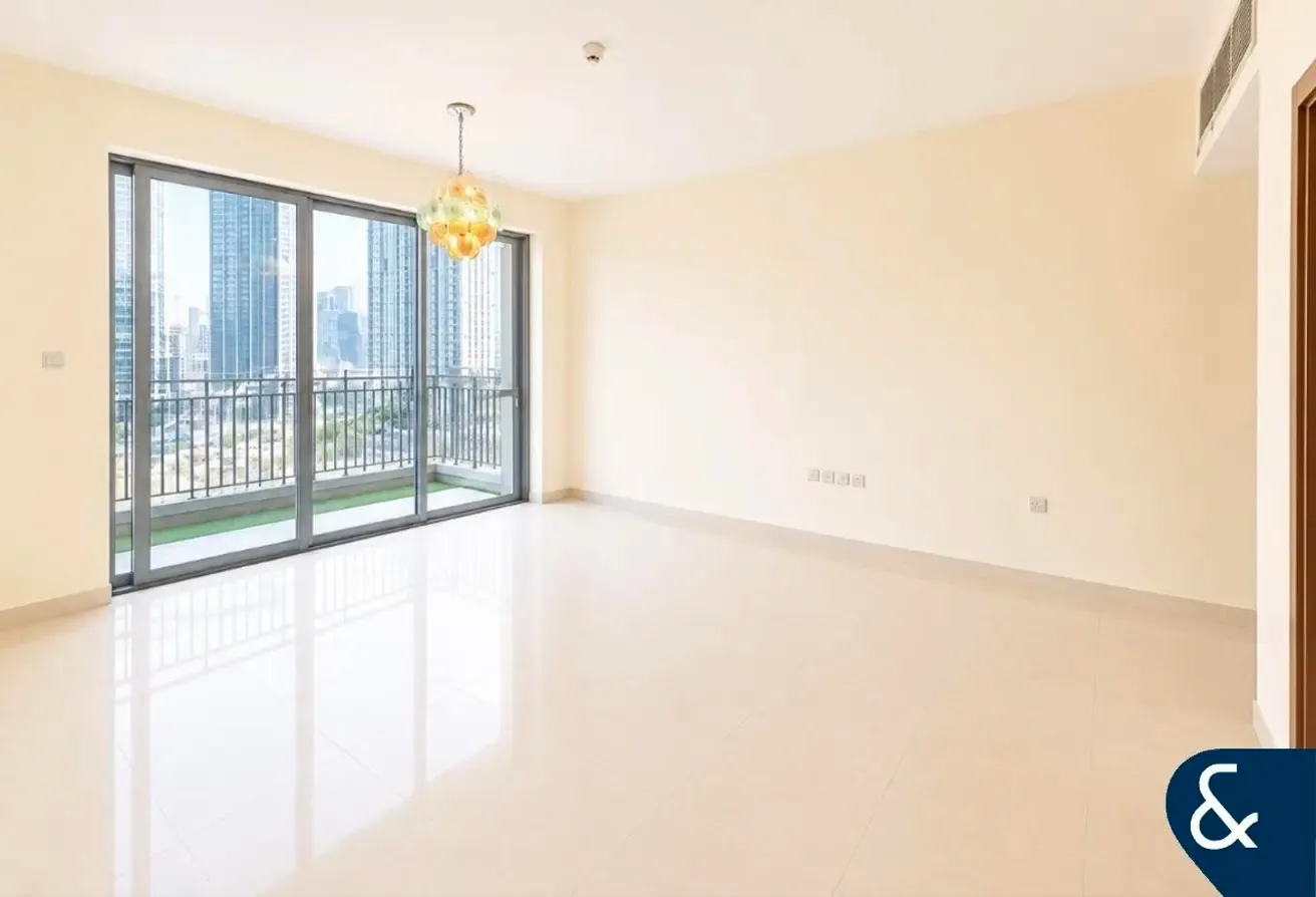 Vacant | Investment 1 bedroom | Fountain view