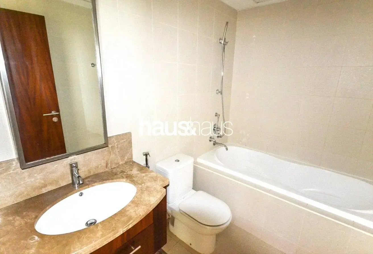 Vacant | Furnished | Spacious |