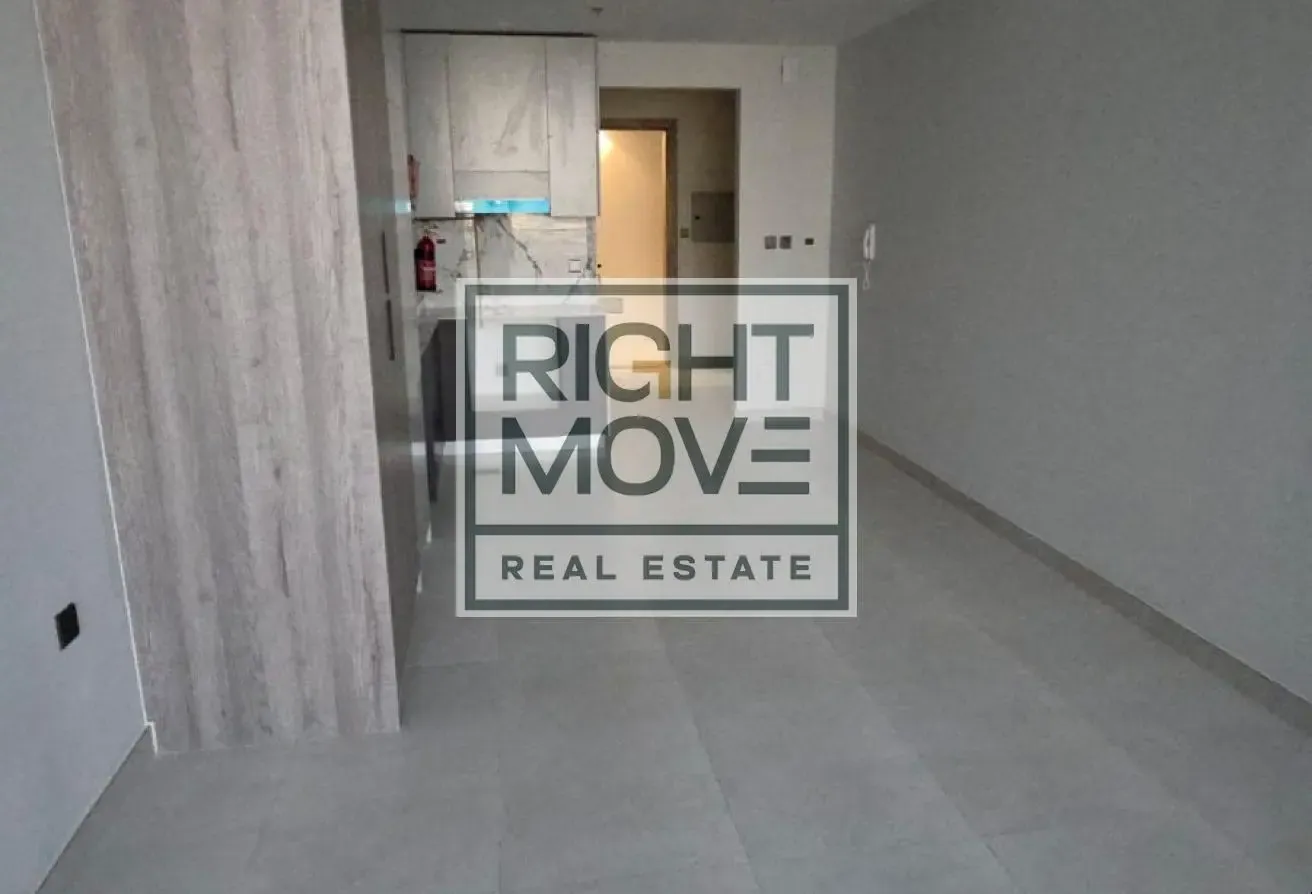 Amal Tower | Spacious 1BR with Balcony |