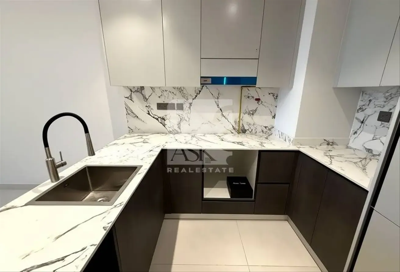 Brand New | Vacant | High Floor | Rare Huge Layout