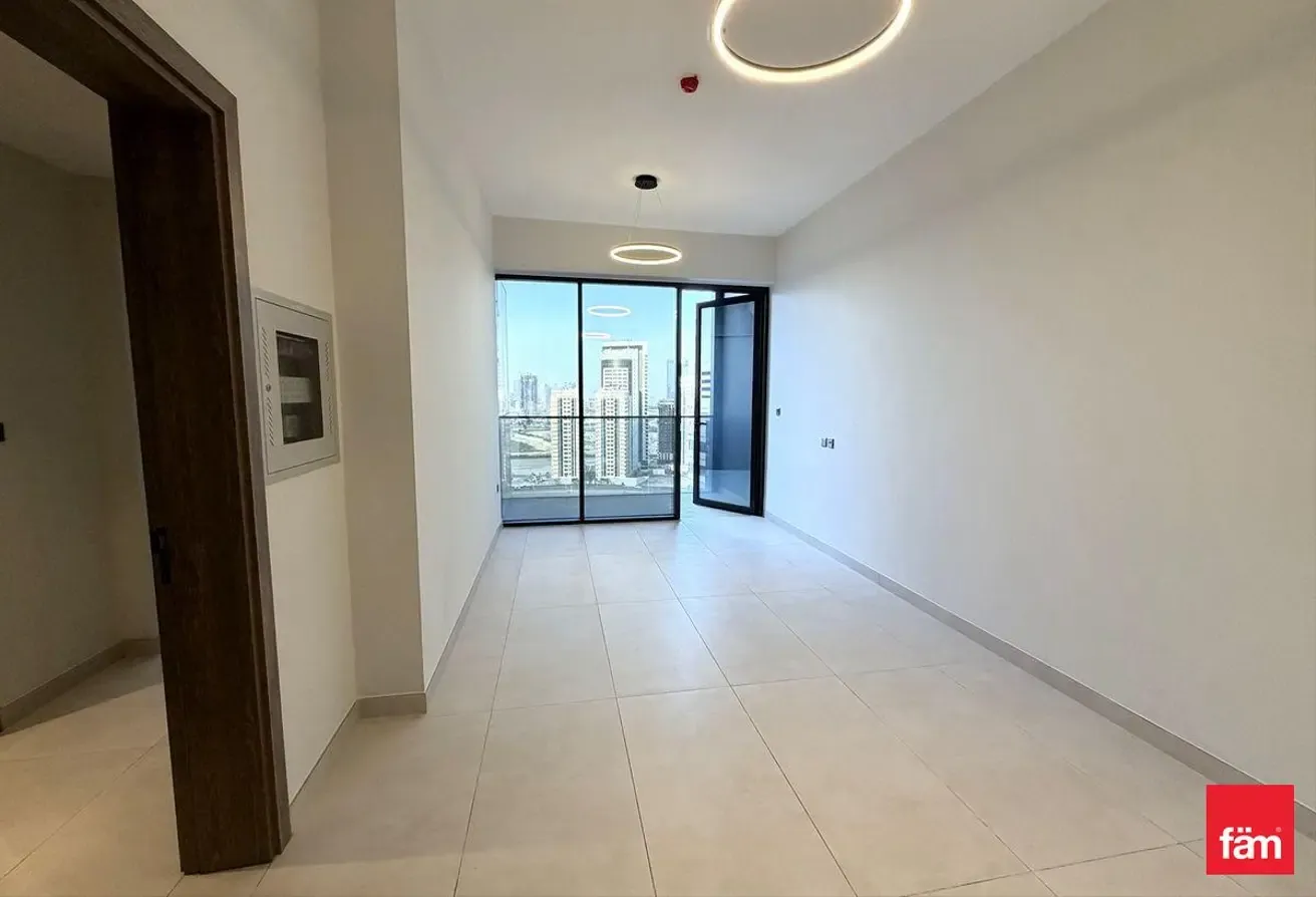 Brand New | Vacant | High Floor | Rare Huge Layout