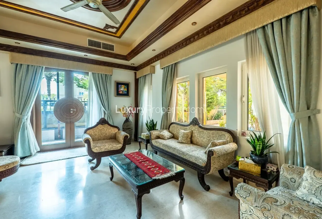 Private Pool  |  Luxury Spacious  |  VOT
