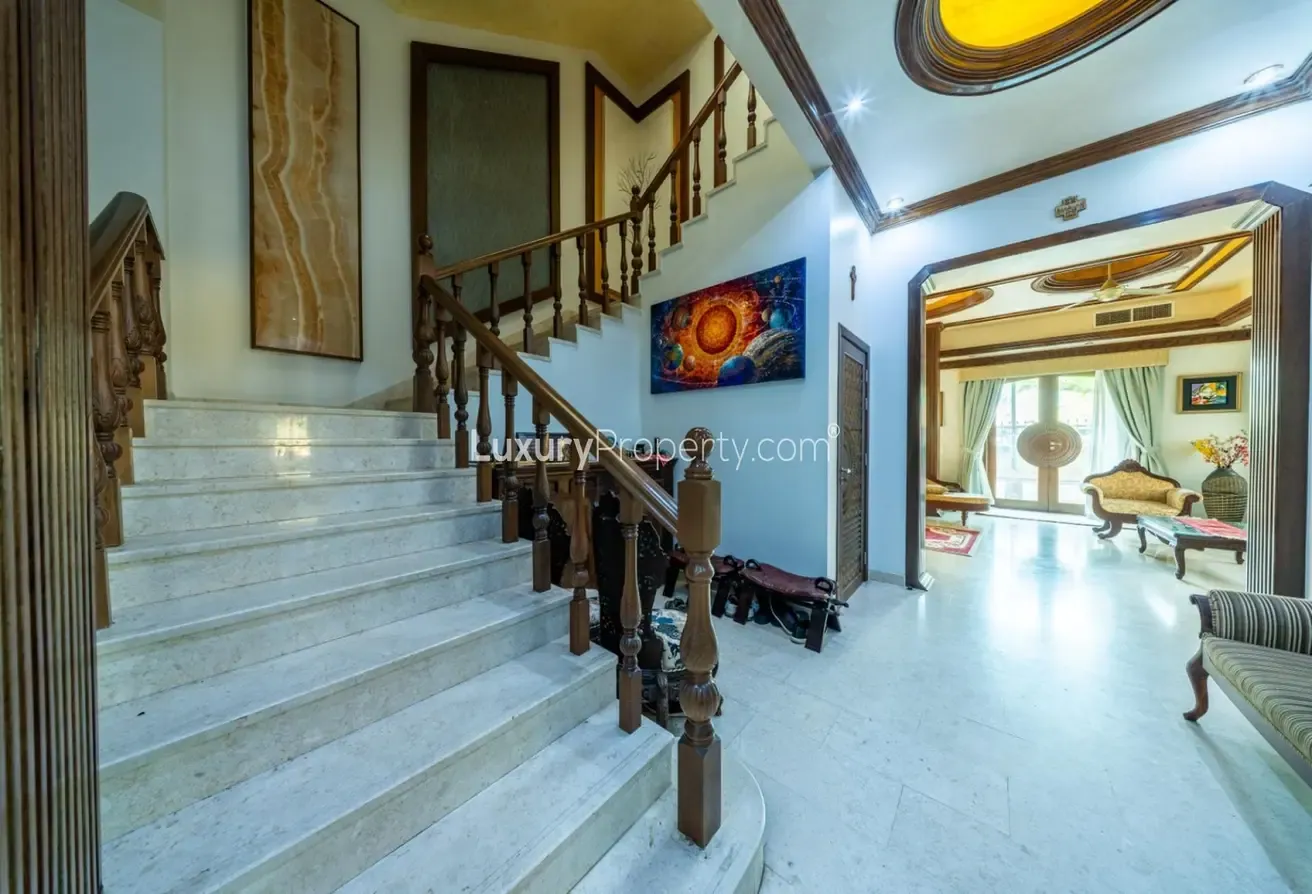 Private Pool  |  Luxury Spacious  |  VOT